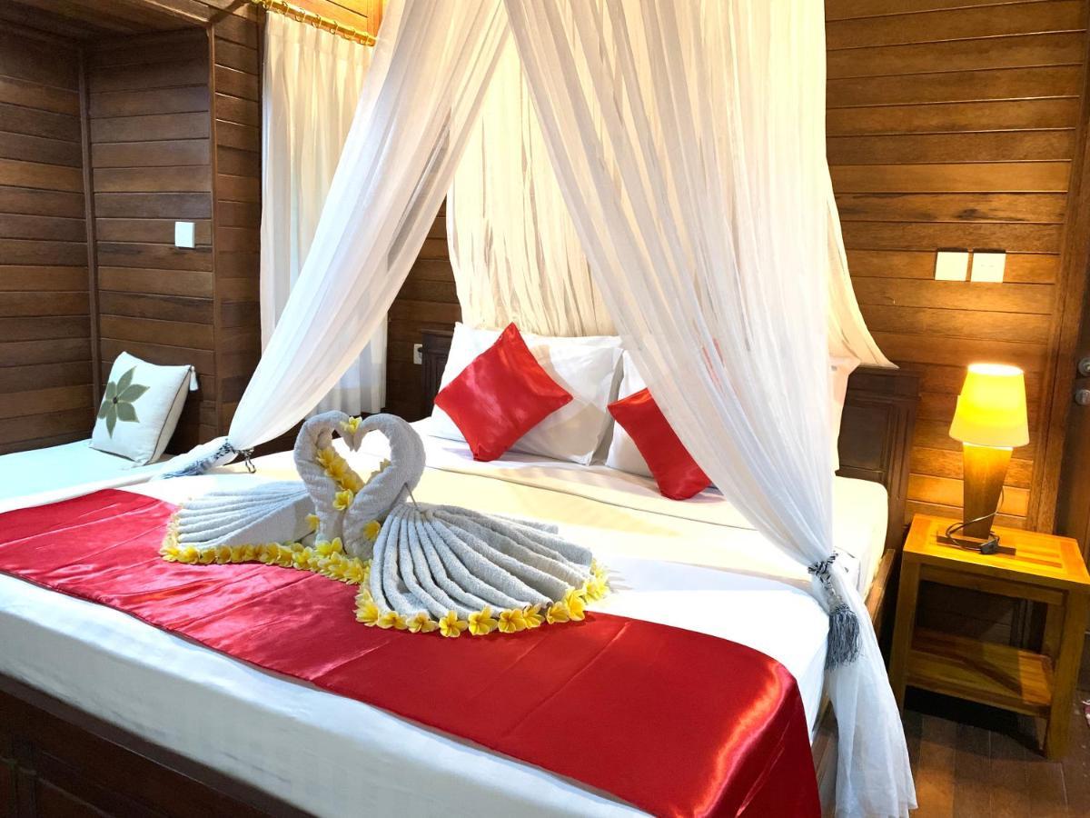 Hotel Bukit Permata Lembongan Esterno foto