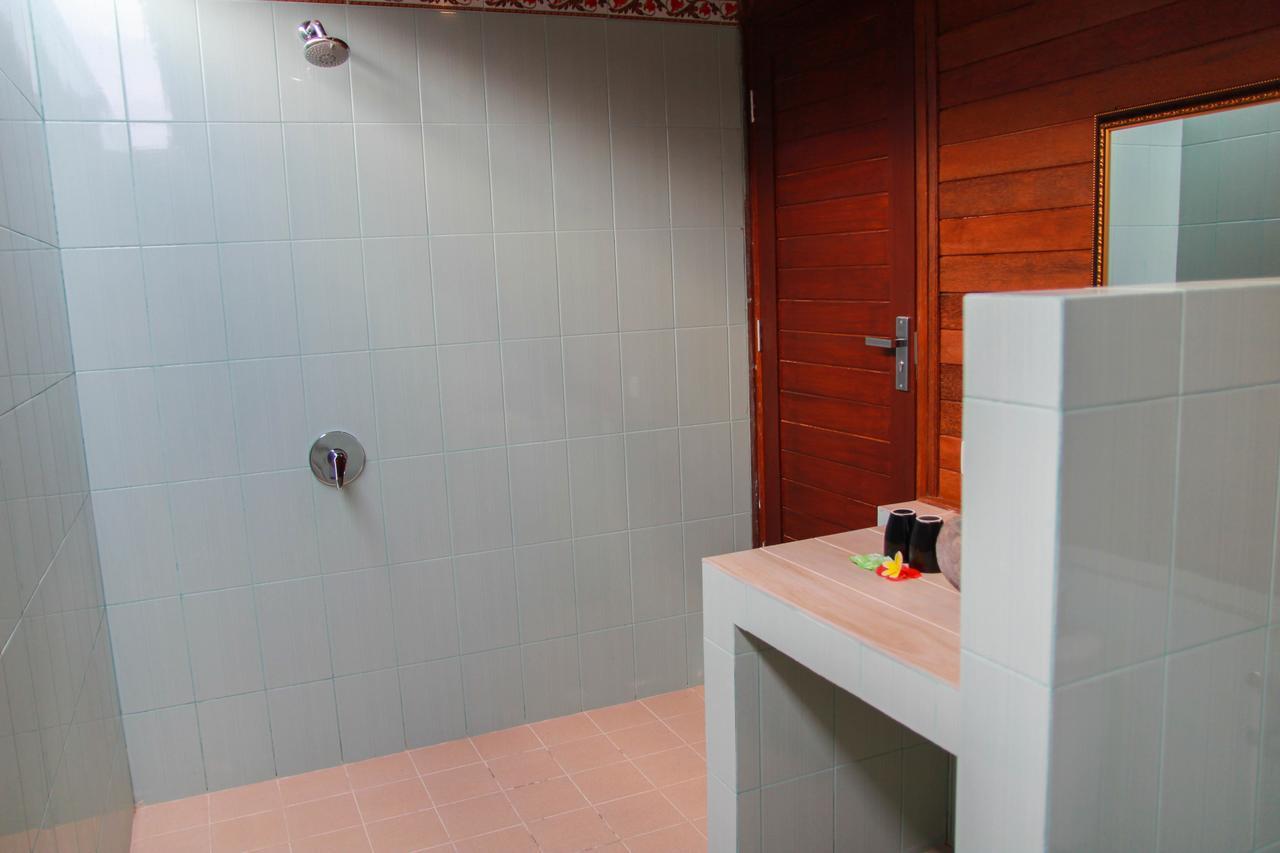 Hotel Bukit Permata Lembongan Esterno foto